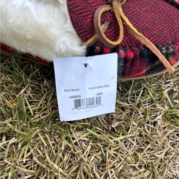 minnetonka slippers Camp Collar Moc - Picture 5 of 8